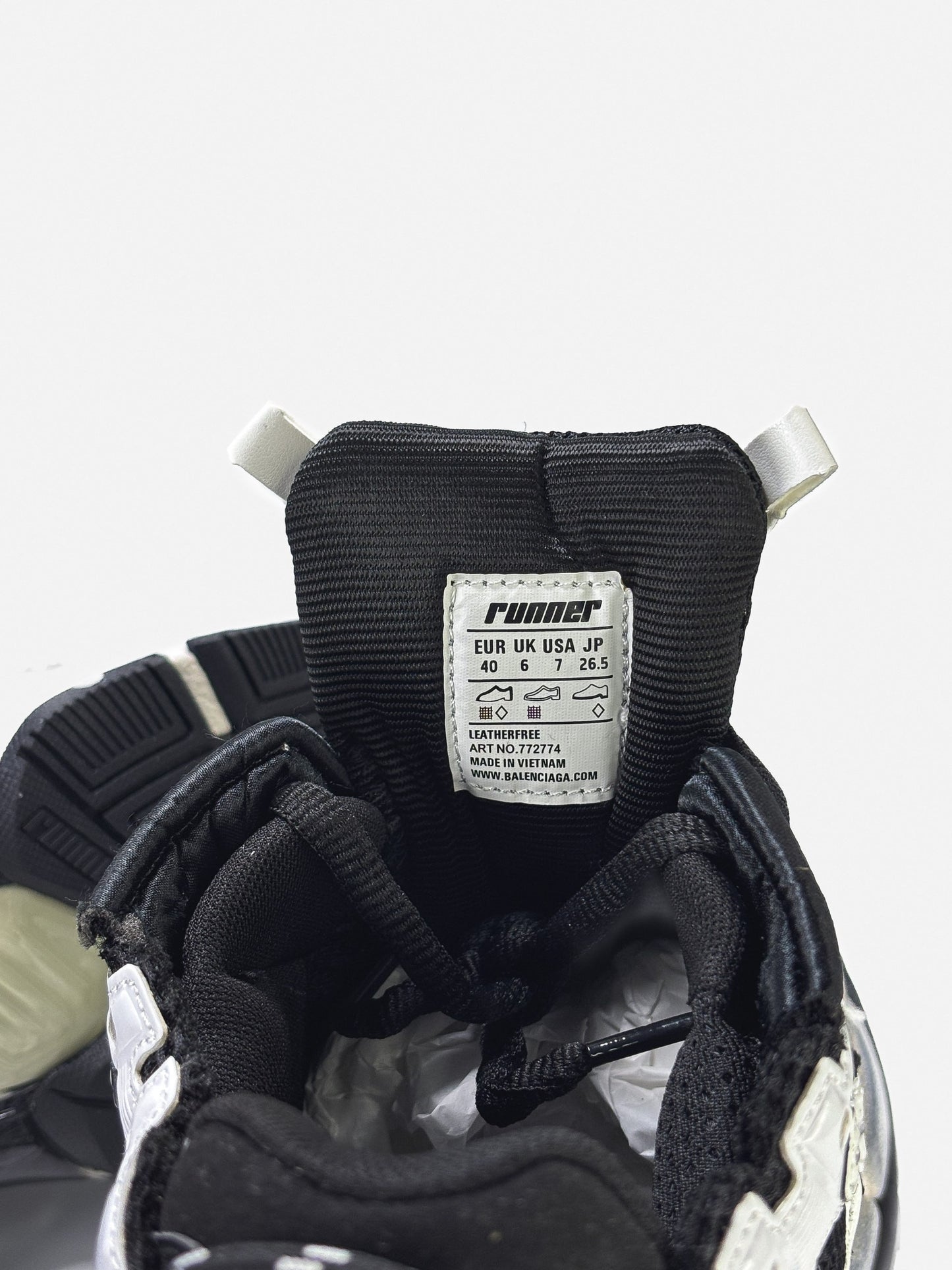 Balenciaga Runner Black/White