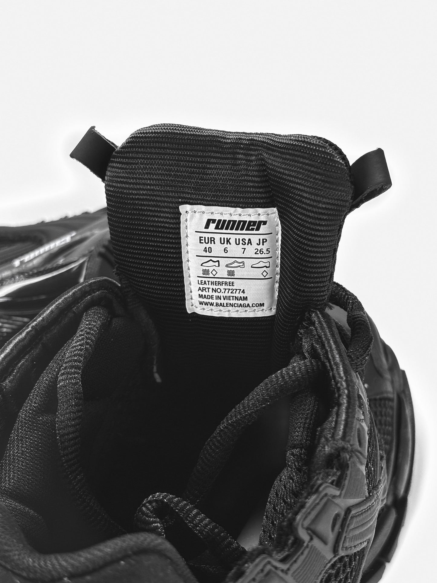 Balenciaga Runner Matte Black