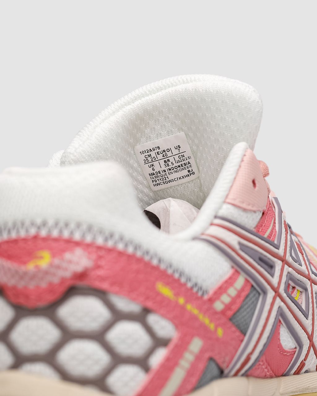 Asics Gel Kahana 8 White/Pink