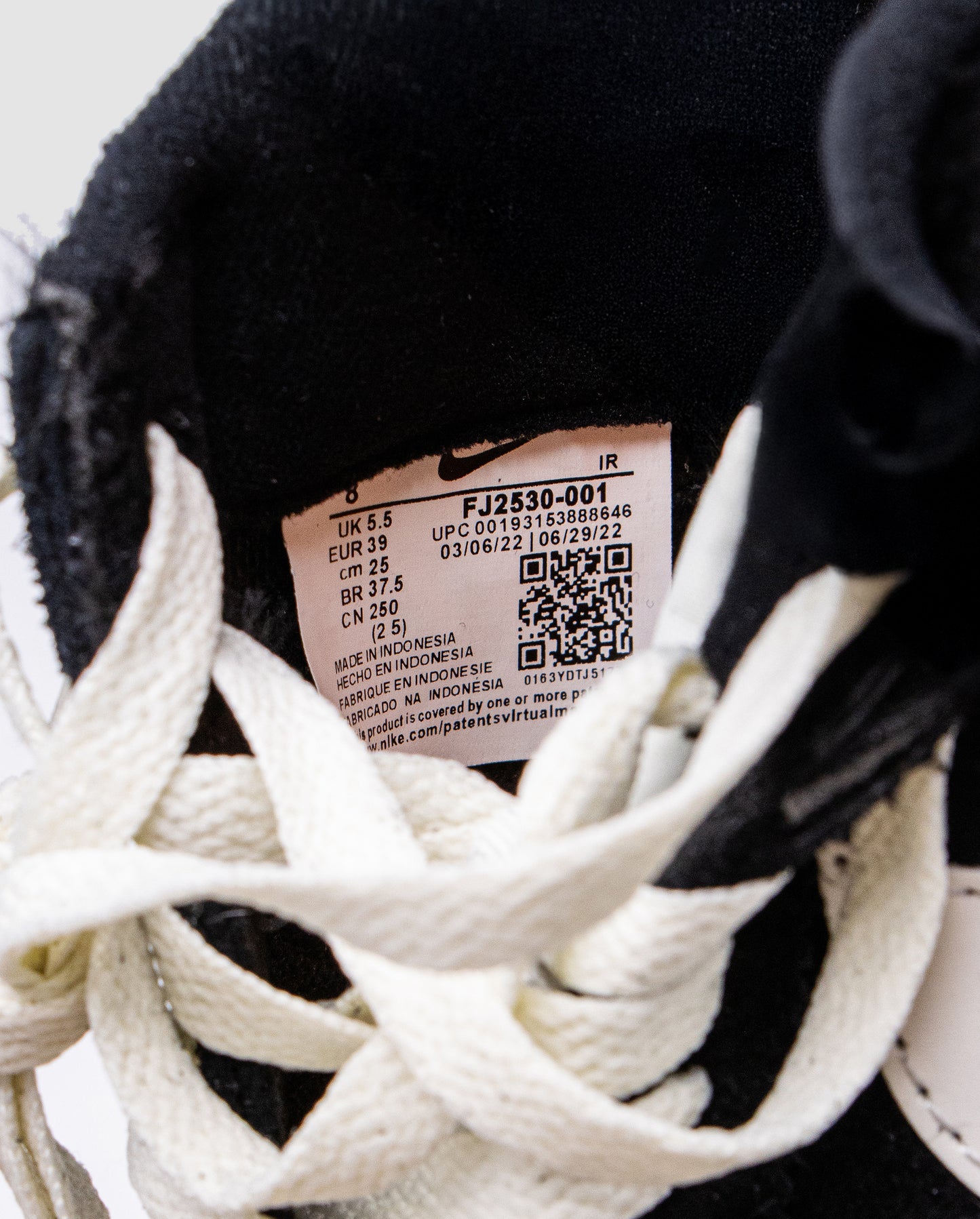 Nike Cortez Black/White