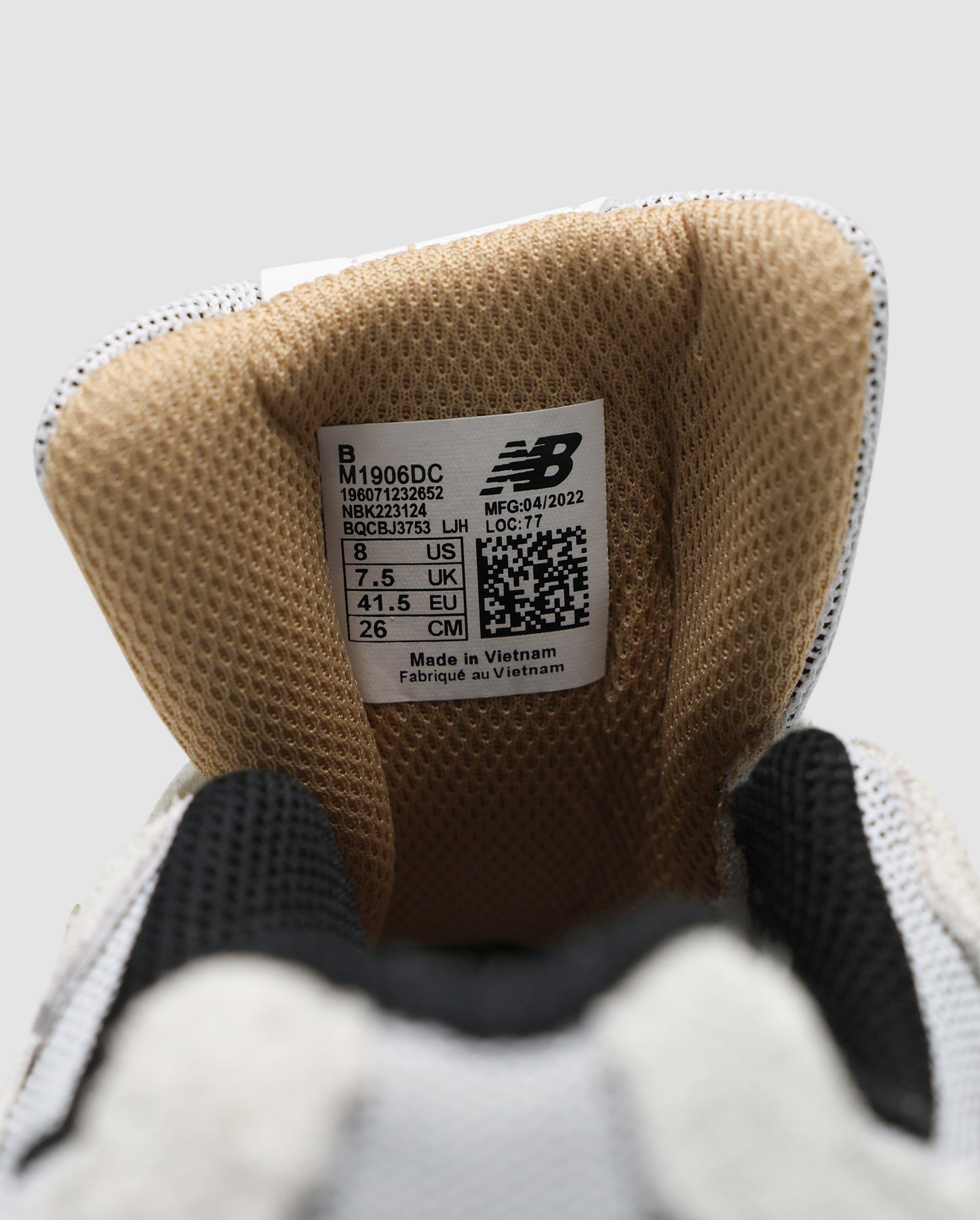 New Balance 1906D Protection Pack Reflection White/Gold