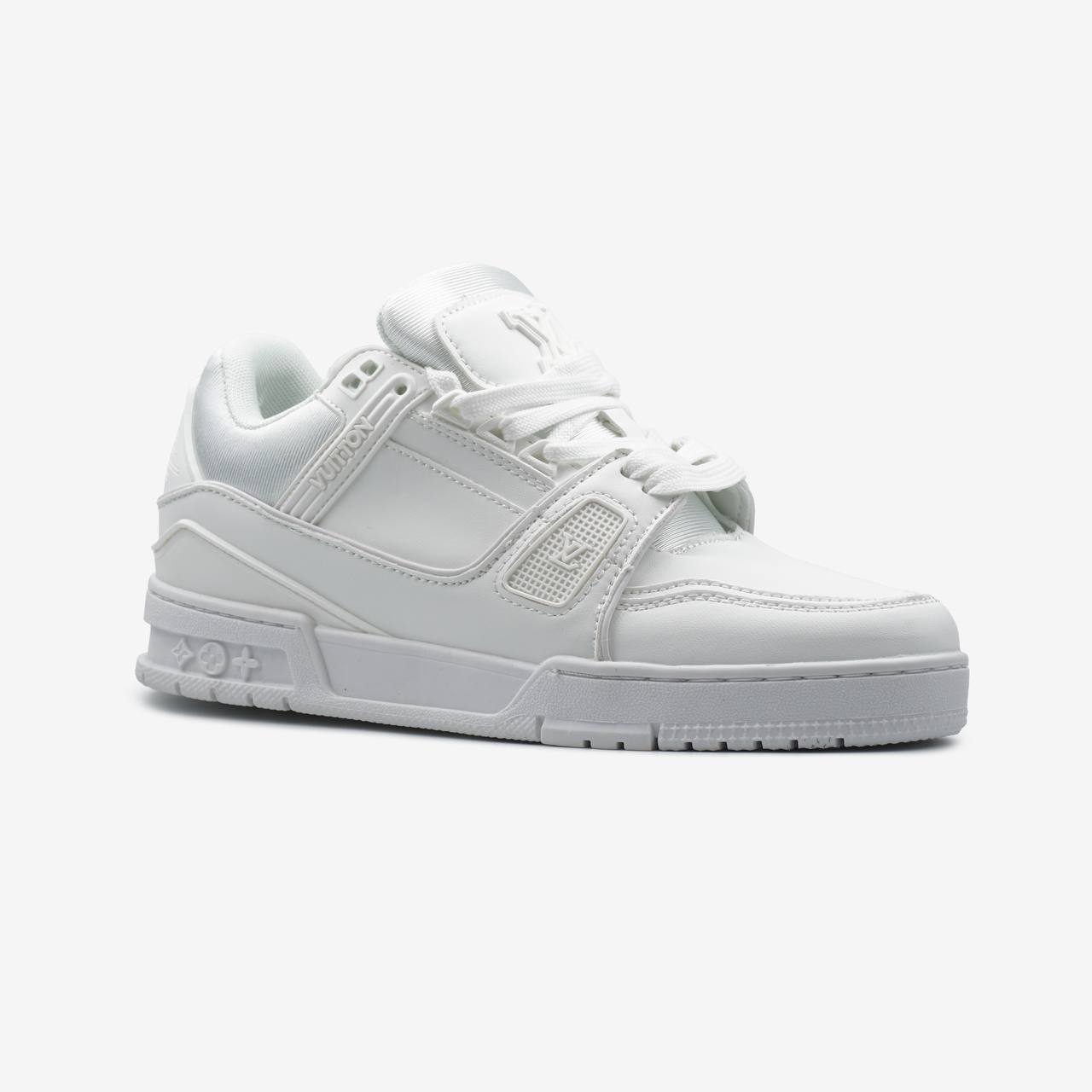 LV  Trainer Triple White