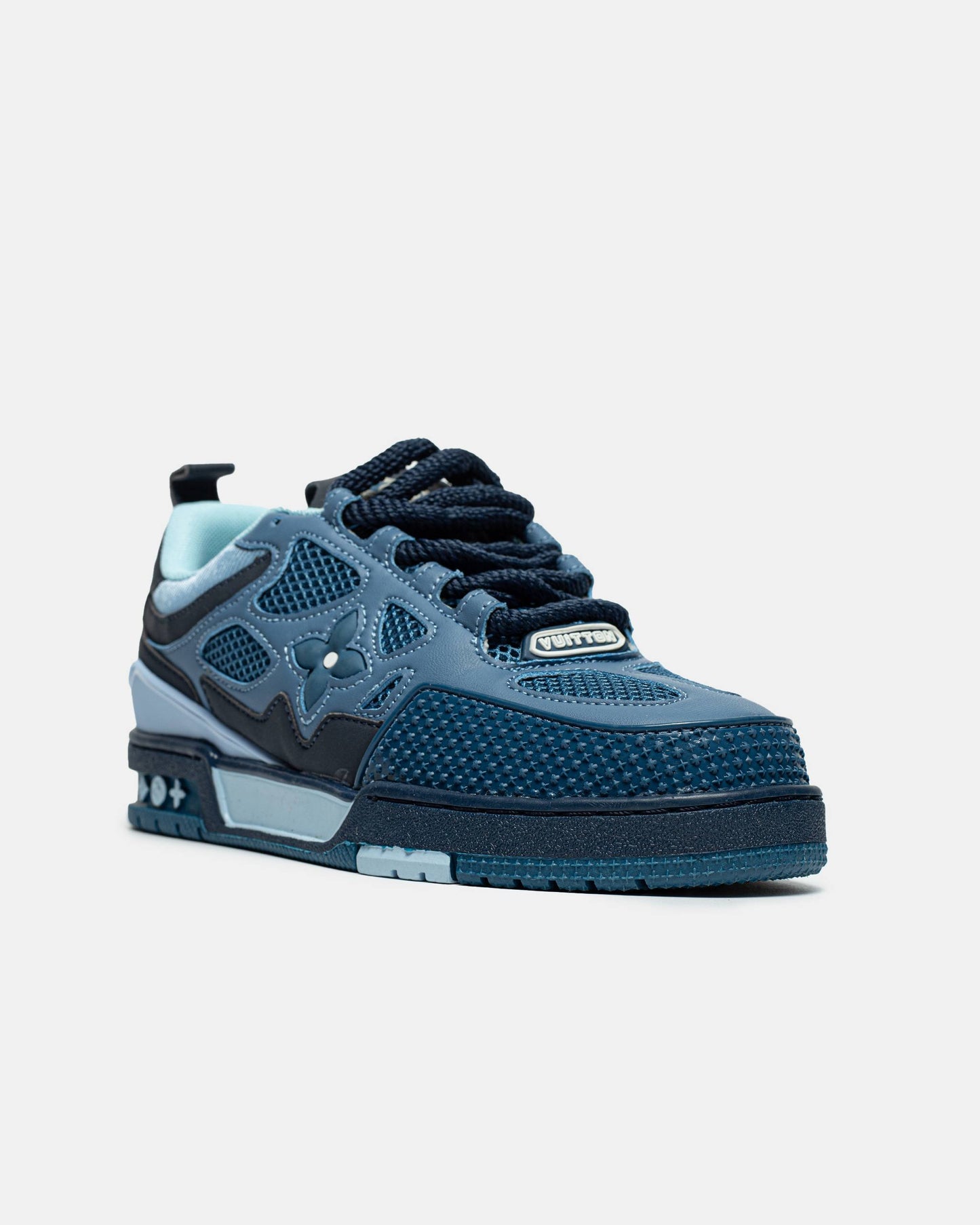 LV Skate Blue Sky
