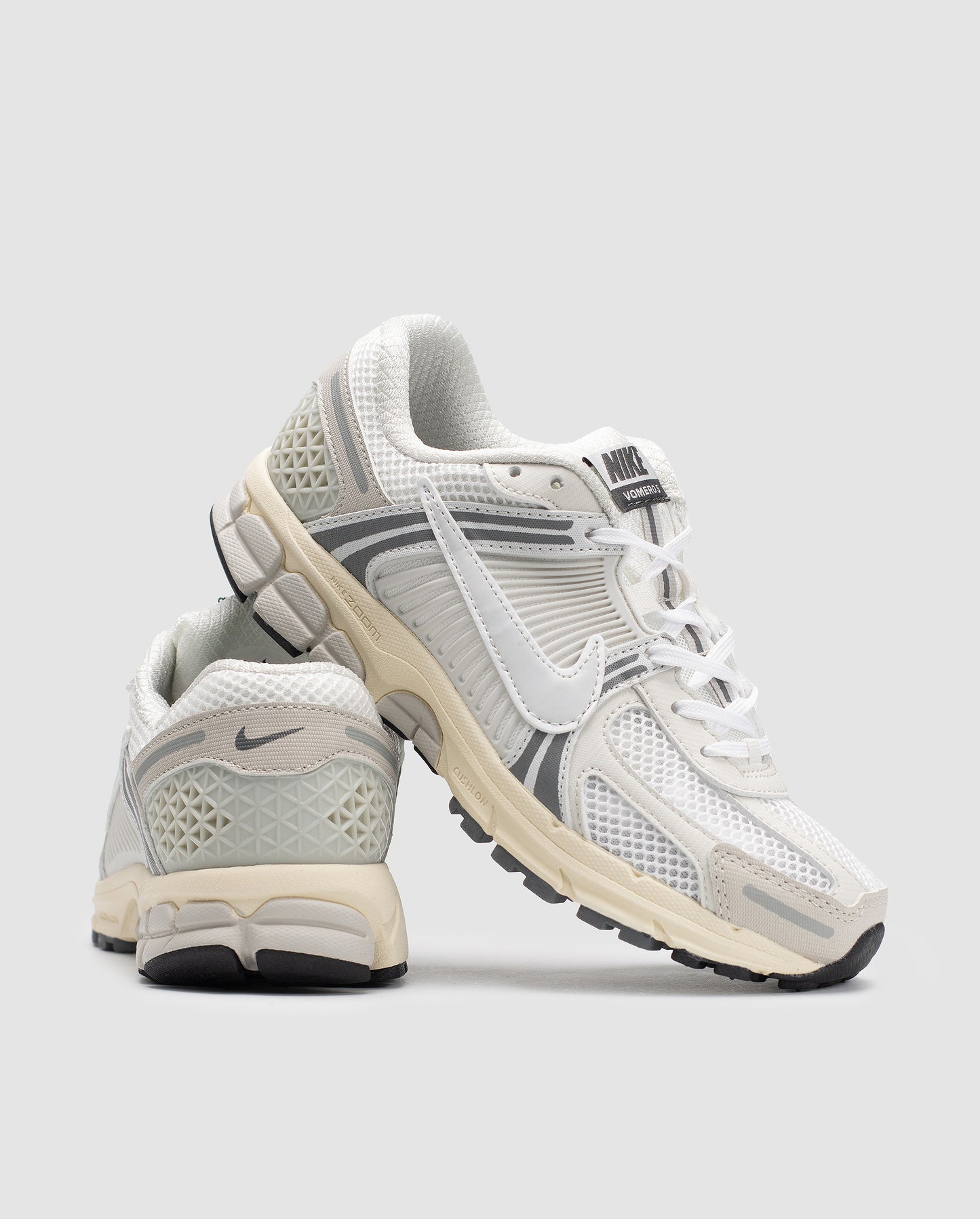 Nike Zoom Vomero 5 Grey/White