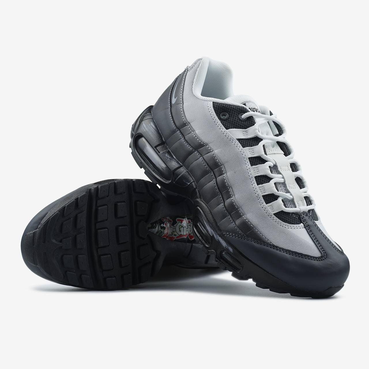 Nike Air Max 95 Photon Dust