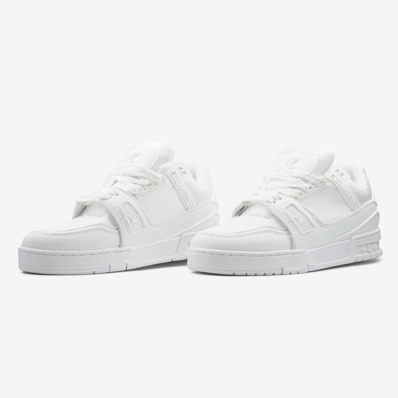 LV  Trainer Triple White