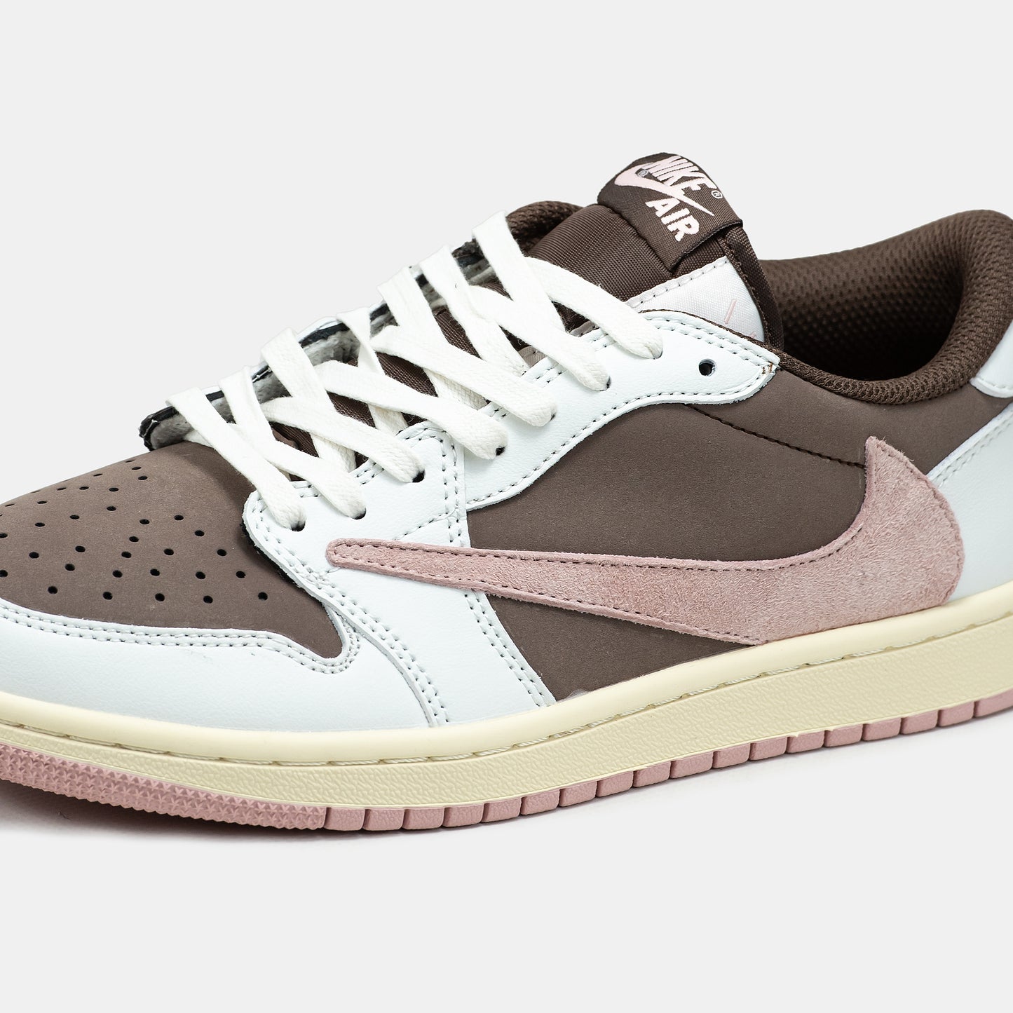 Nike Air Jordan 1 Low x Travis Scott