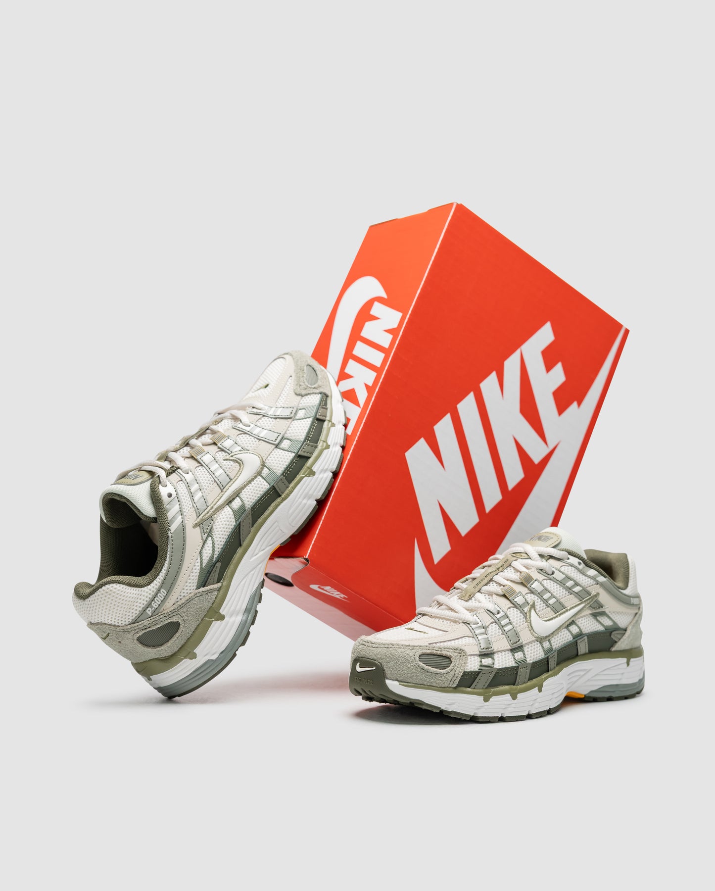 Nike P-6000 Light Army Cargo Khaki