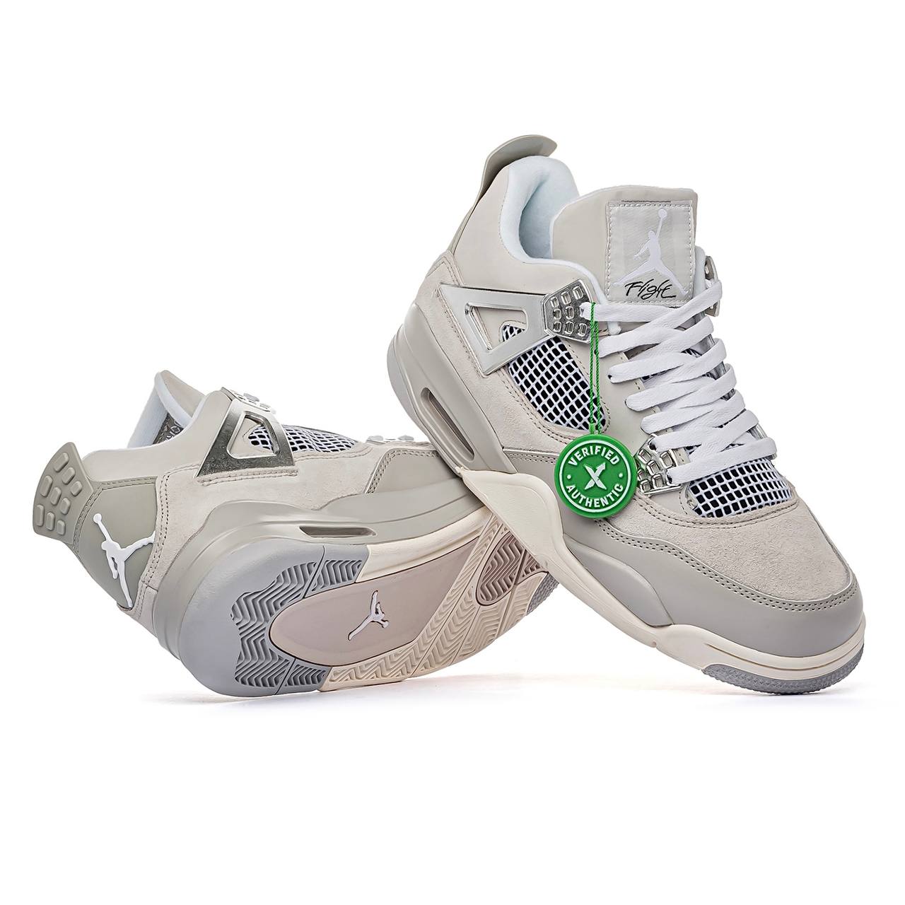 Jordan 4 Frozem Moments