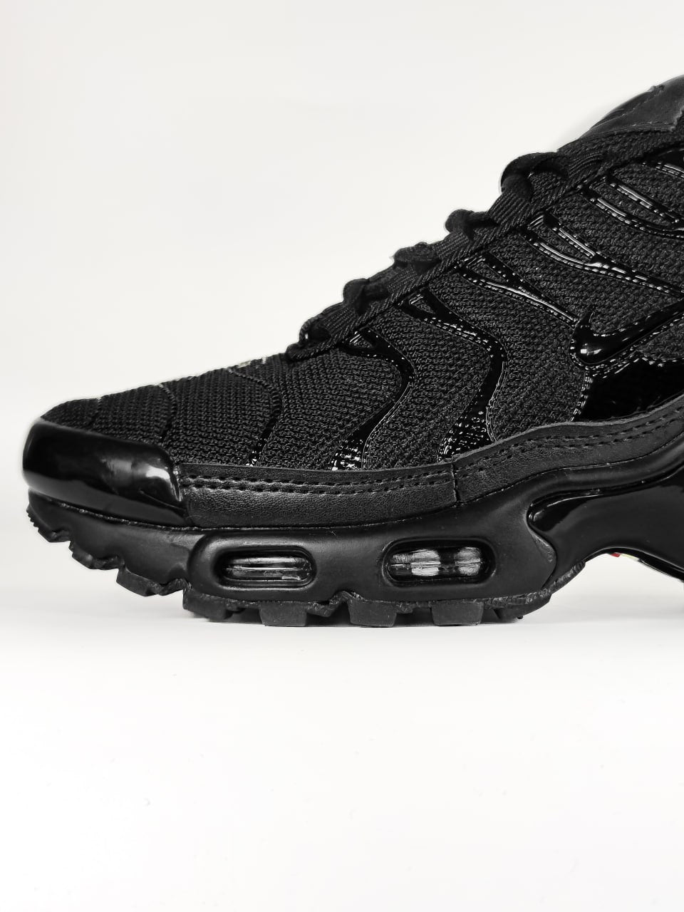 Nike Air Max TN Triple Black