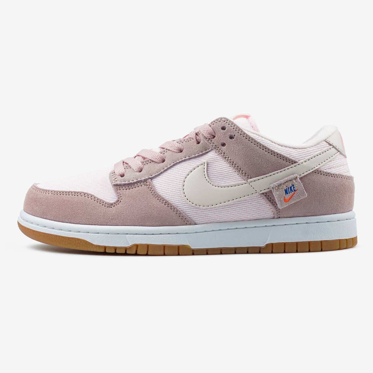 Nike Dunk Low Teddy Bear Pink