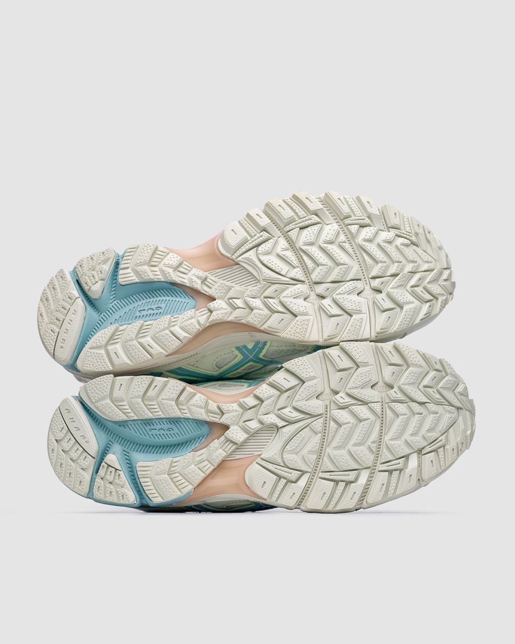 Asics Gel Kahana 8 White/Turquoise