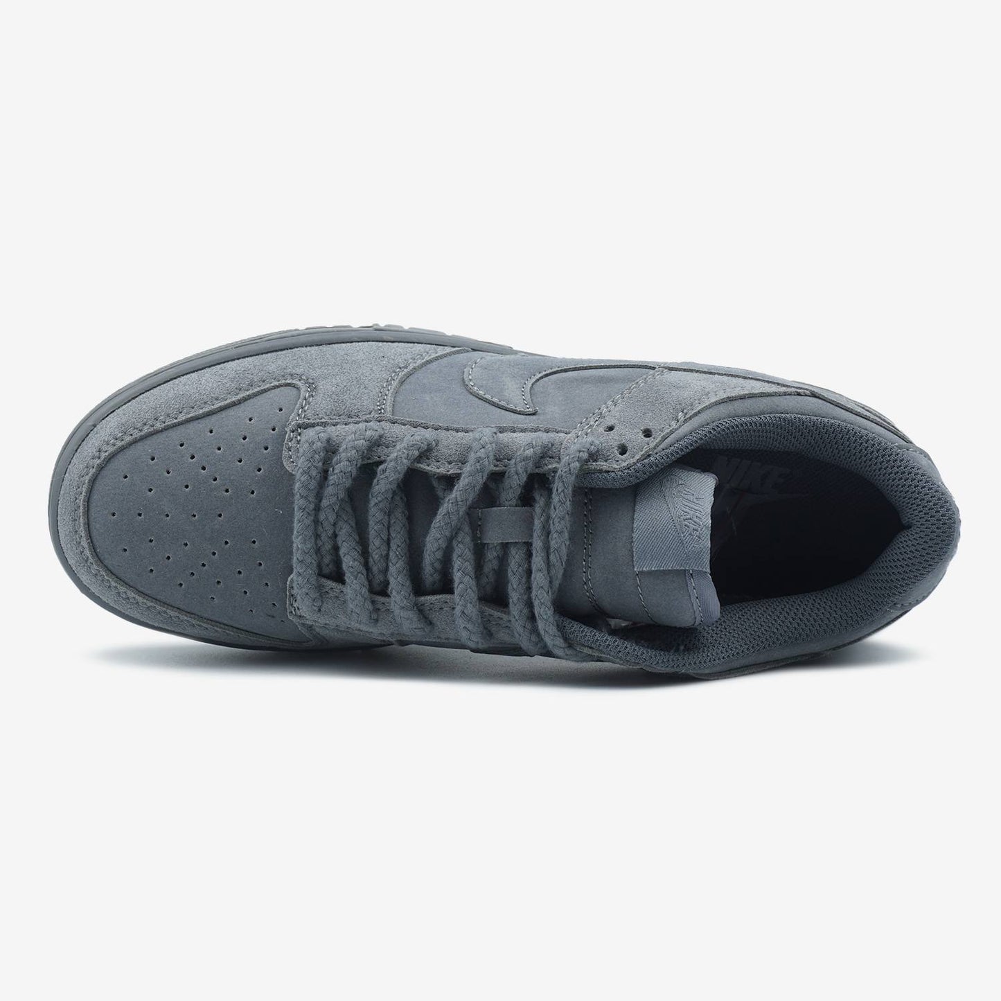 Nike SB Dunk x Supreme Triple Grey