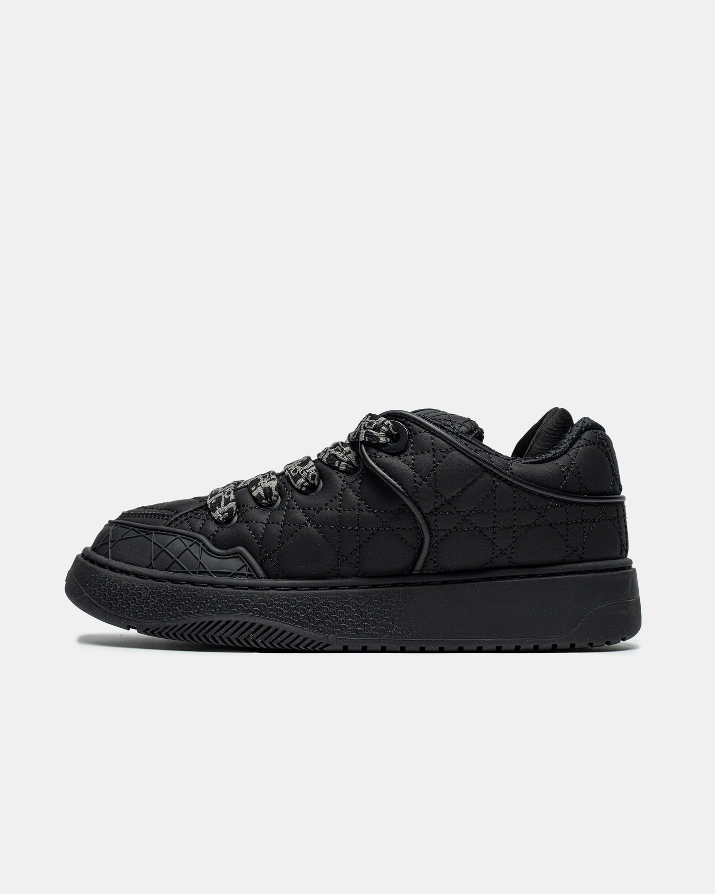 B9S Black