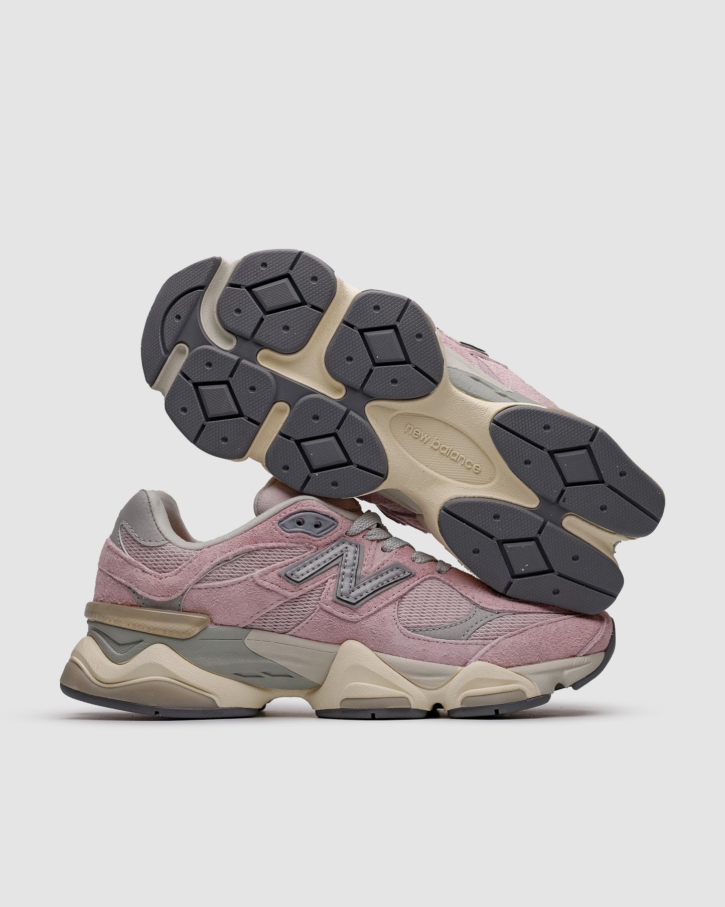 New Balance 9060 Light Pink