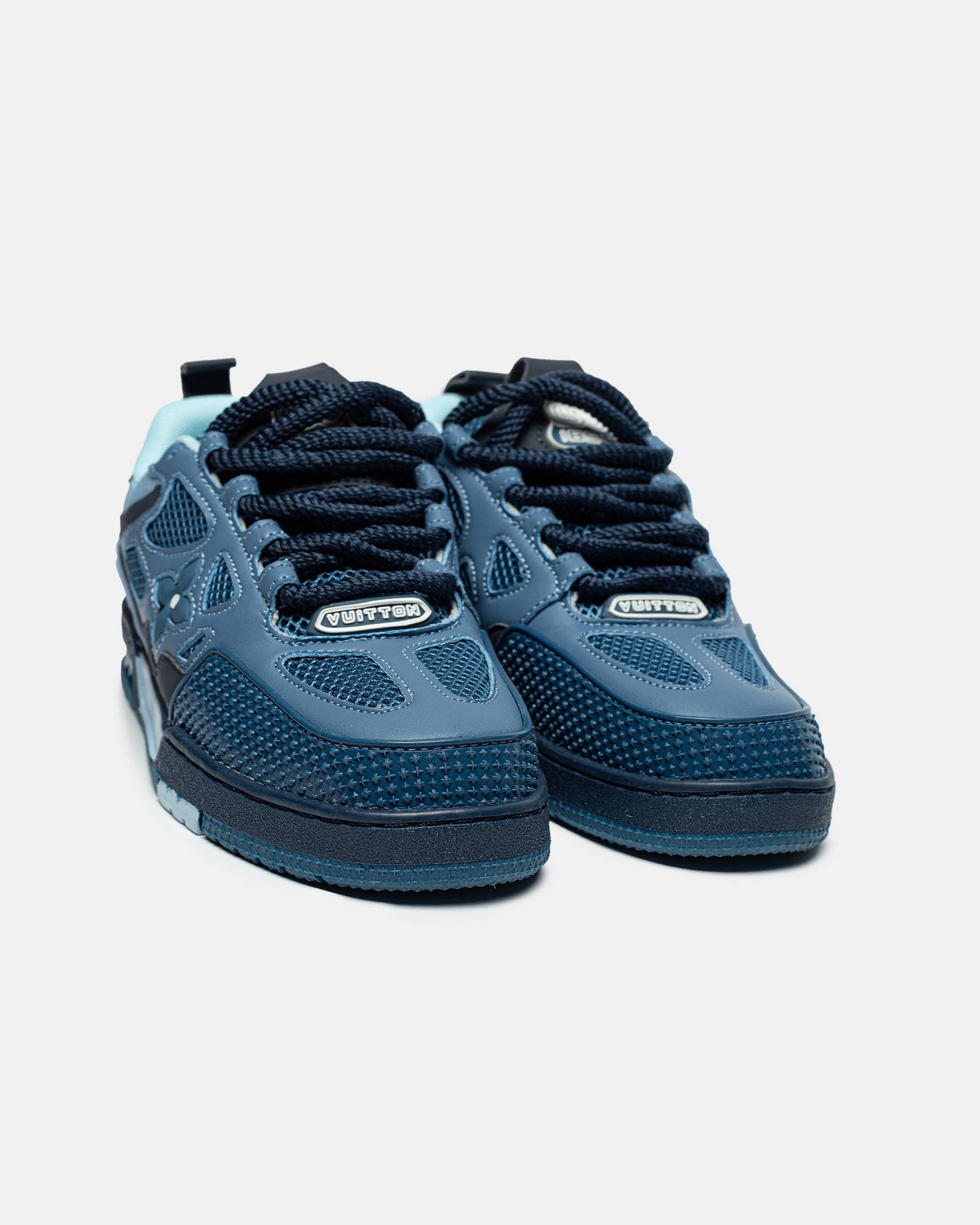 LV Skate Blue Sky