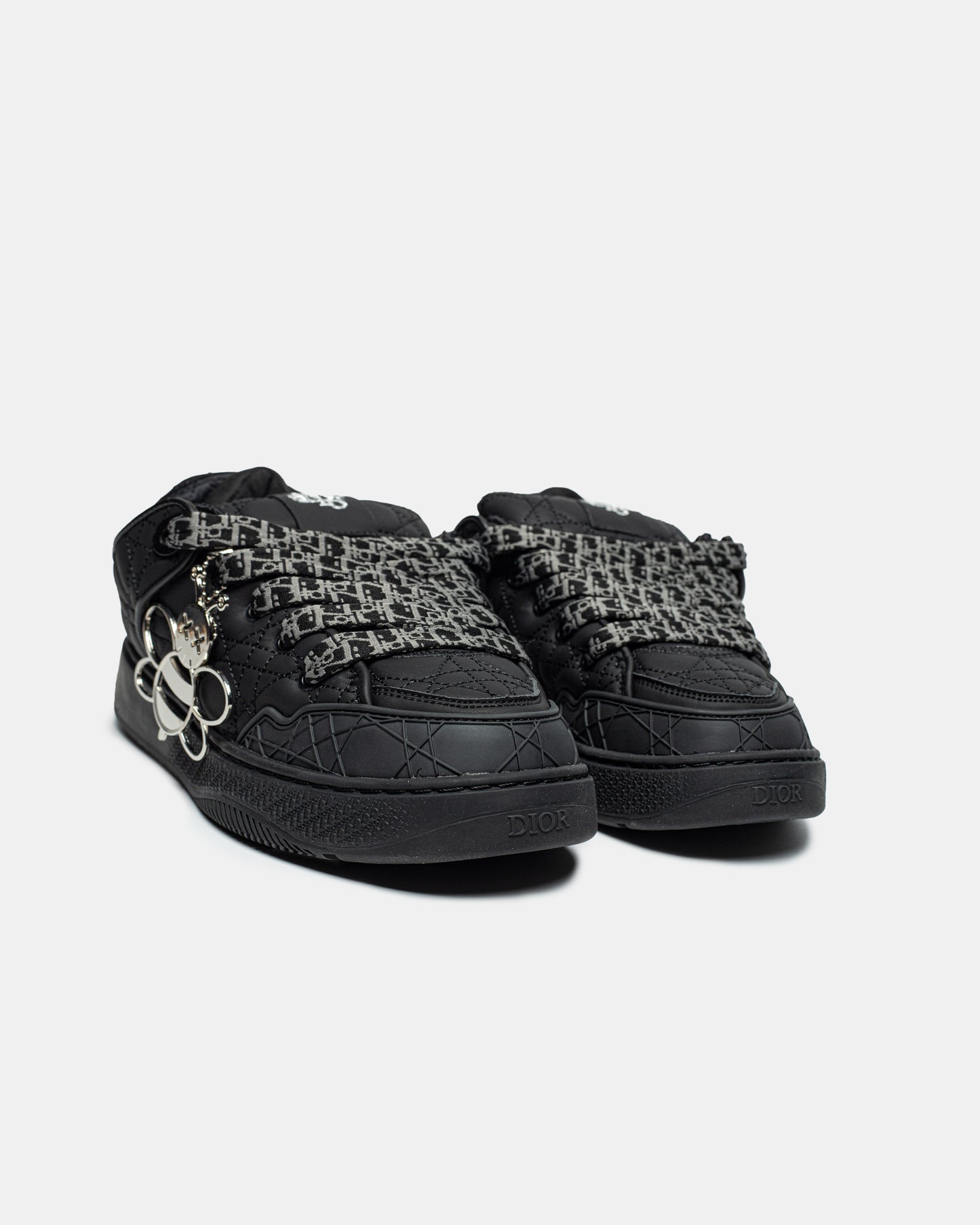 B9S Black