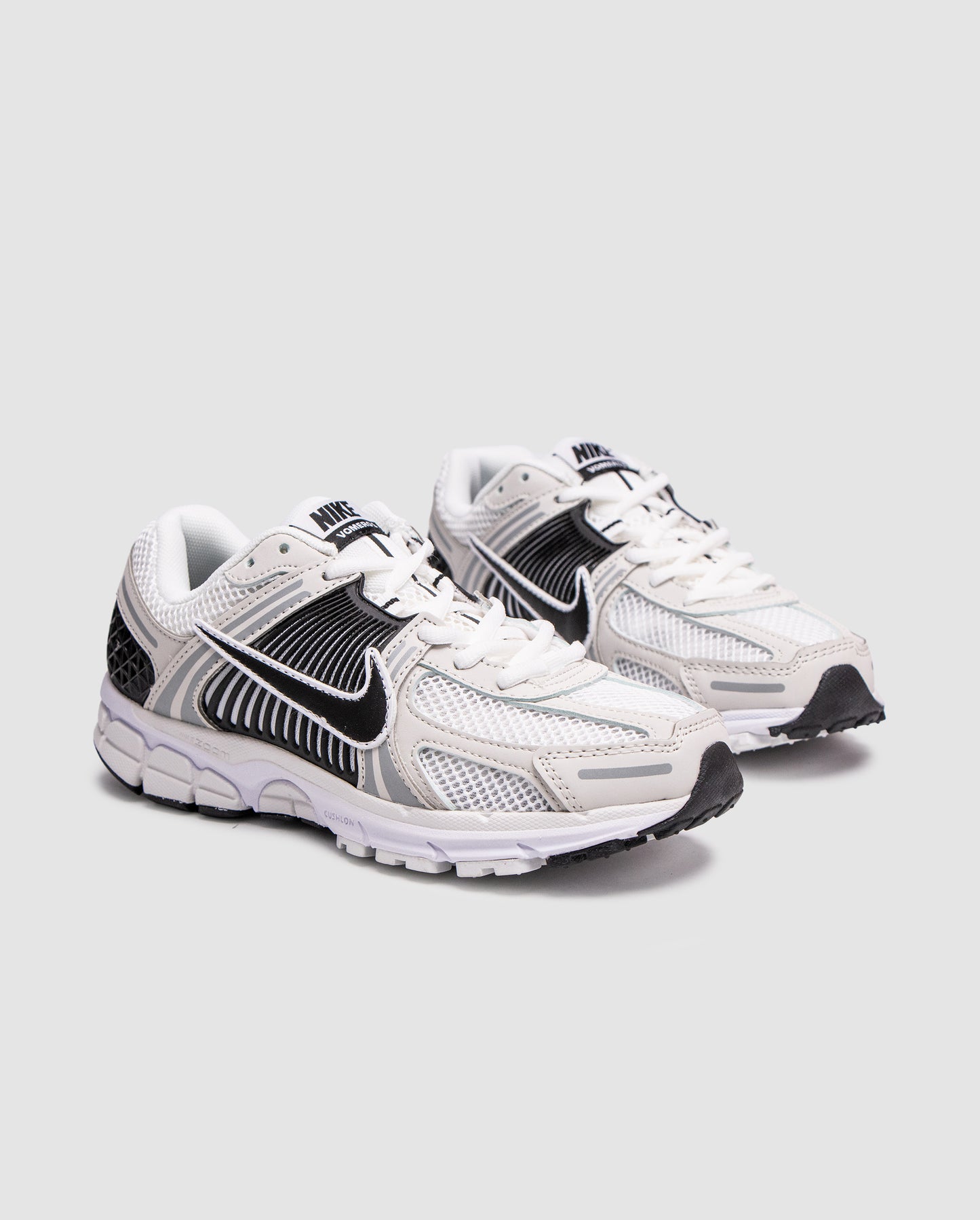 Nike Zoom Vomero 5 White/Black Platinum Tint Metalic