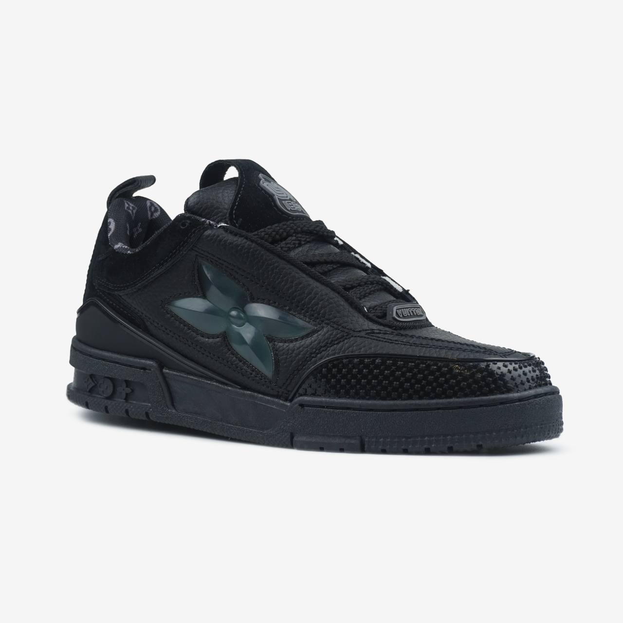 LV  Skate Black Logo