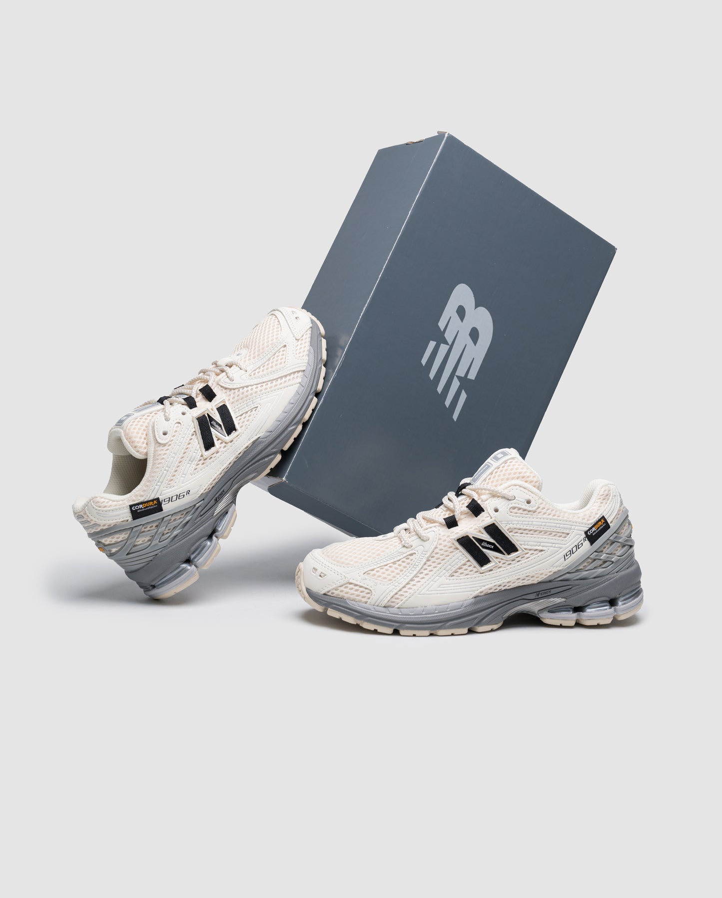 New Balance 1906R Cordura Beige Grey