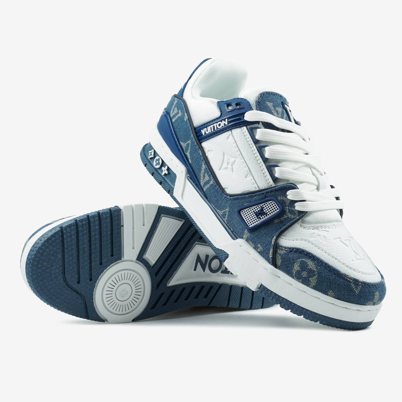 LV  Trainer White Blue