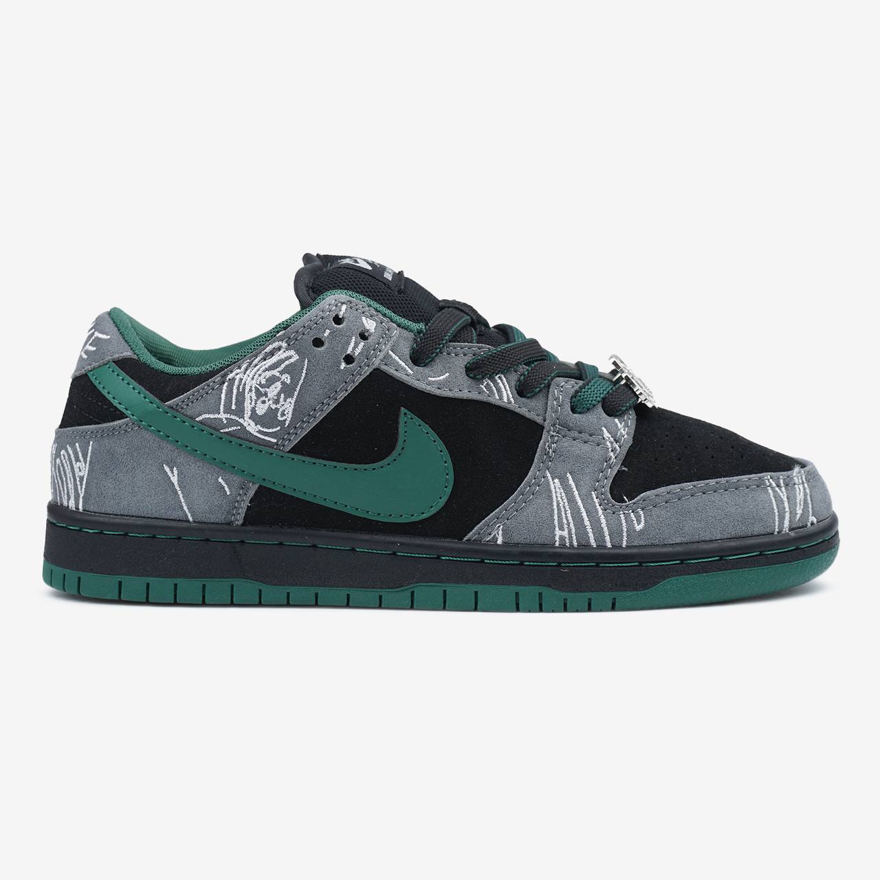 Nike Dunk Low There Skateboards