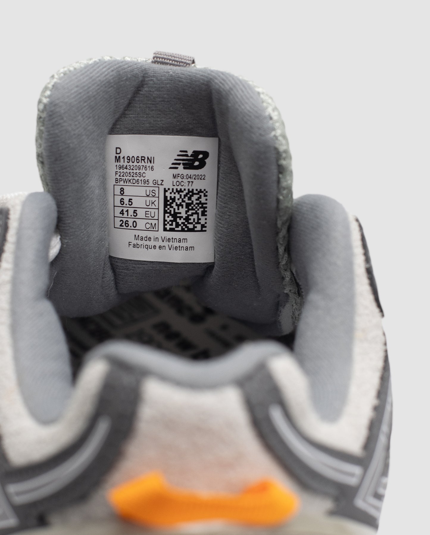 New Balance 1906 R N. Hoolywood x Invincible Grey Swan