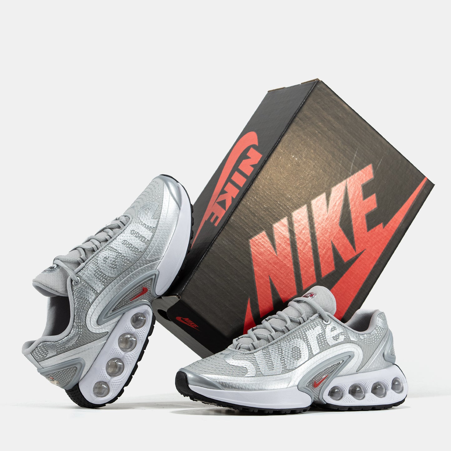 Nike Air Max DN x Supreme