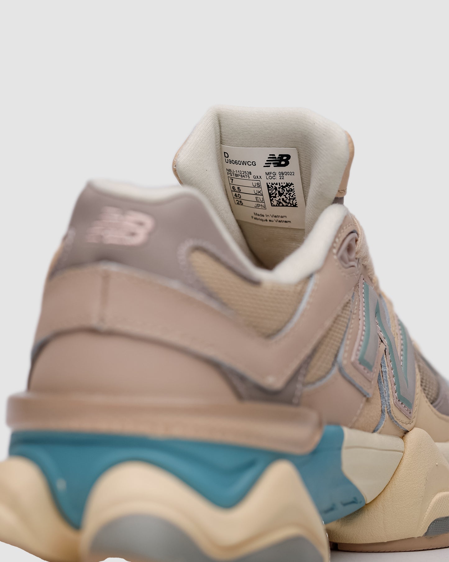 New Balance 9060 Ivory Cream Pink Sand