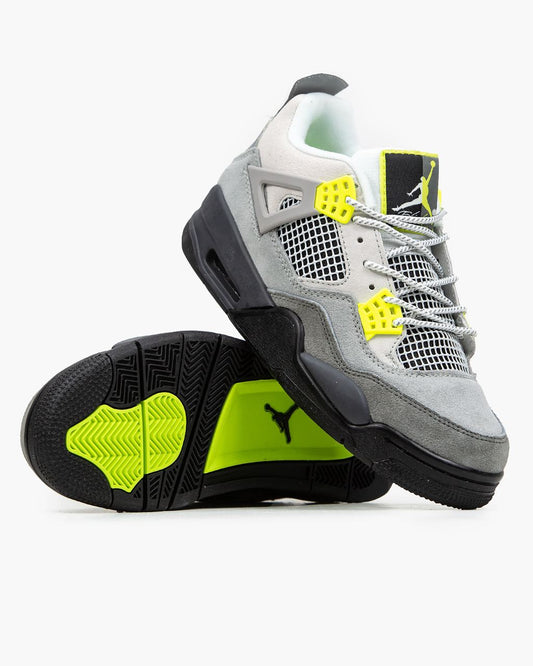 Jordan 4  SE Neon