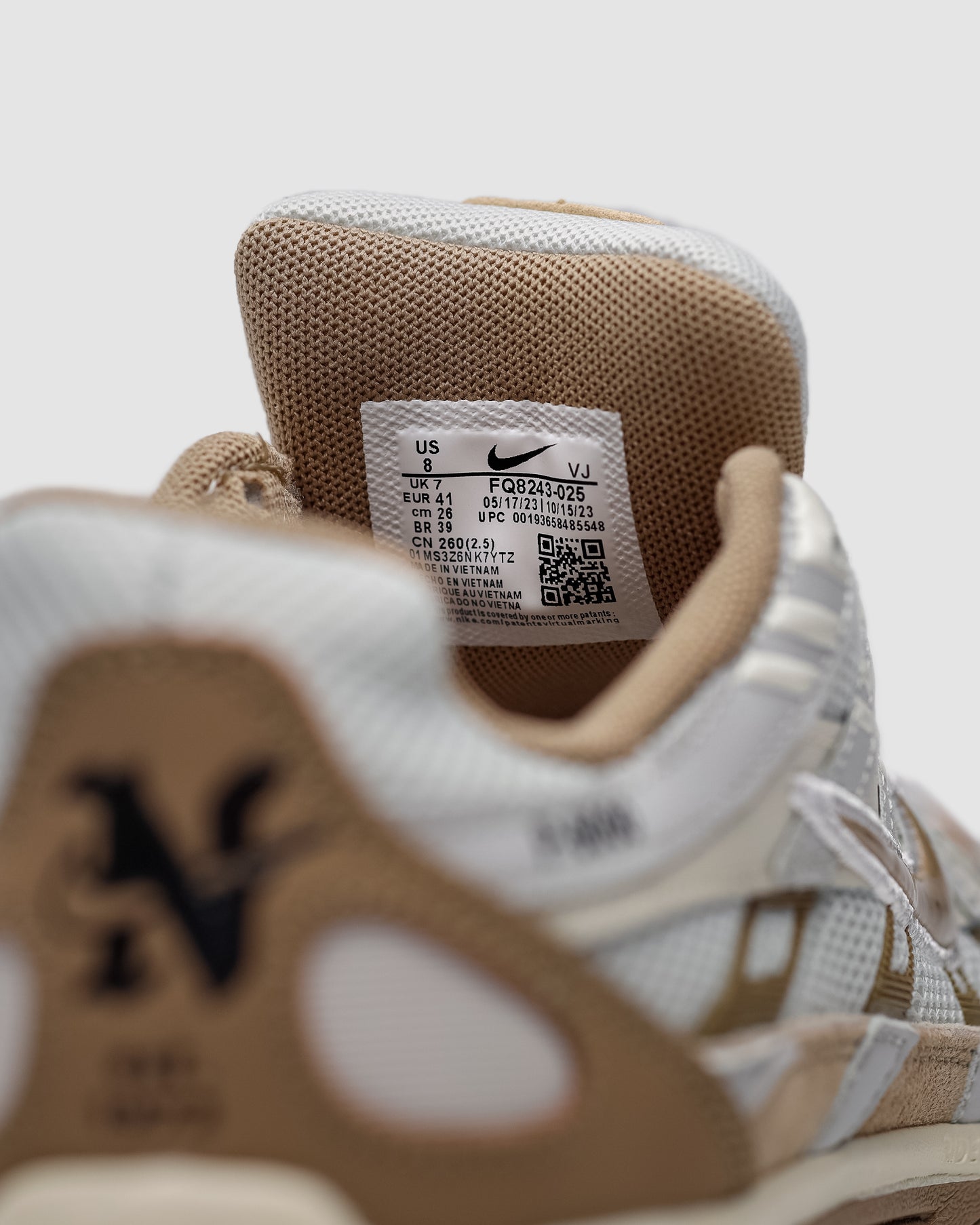 Nike P-6000 - Photon Dust / Khaki / Light Bone / Pale