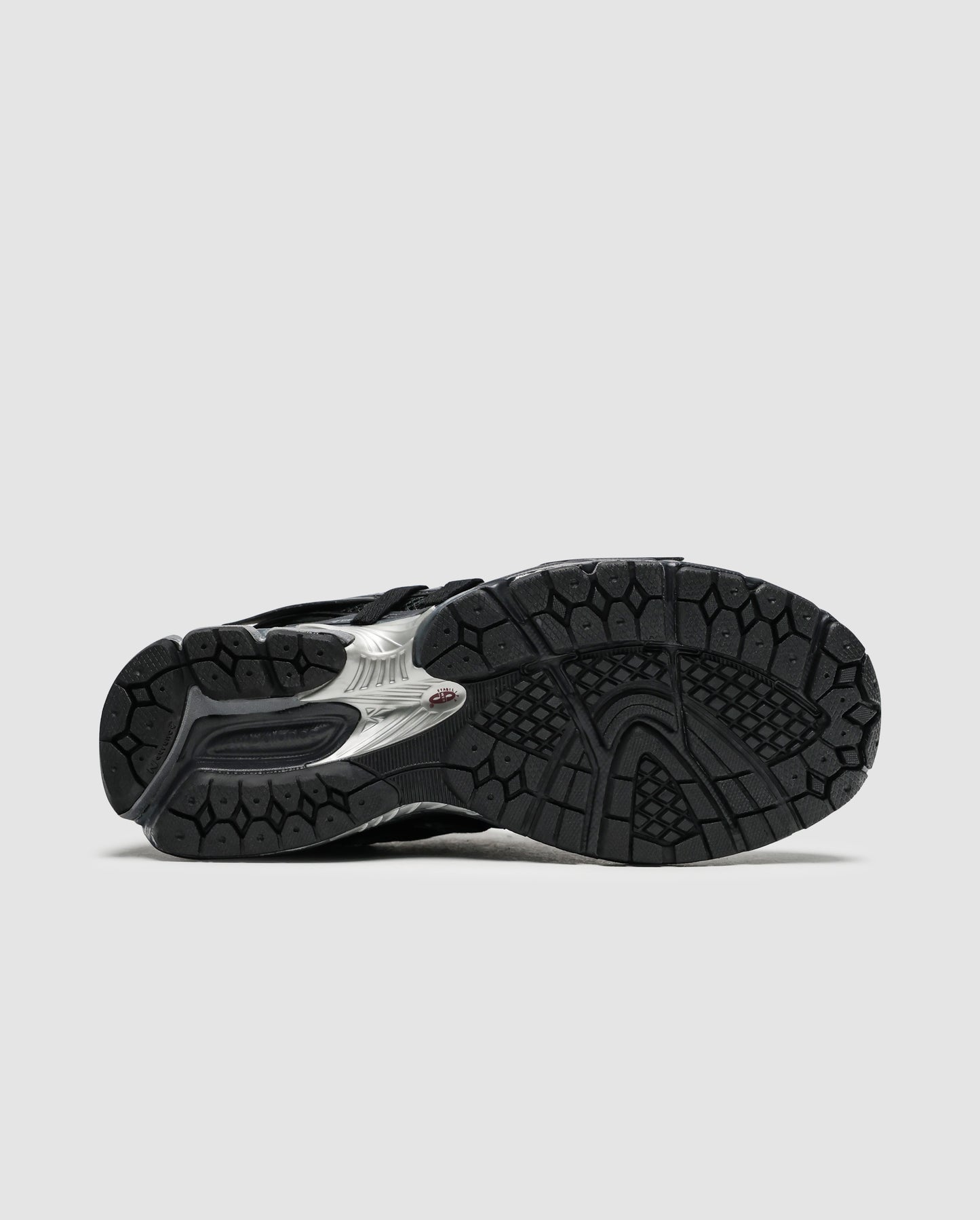 New Balance 1906A Metalic Black/Silver