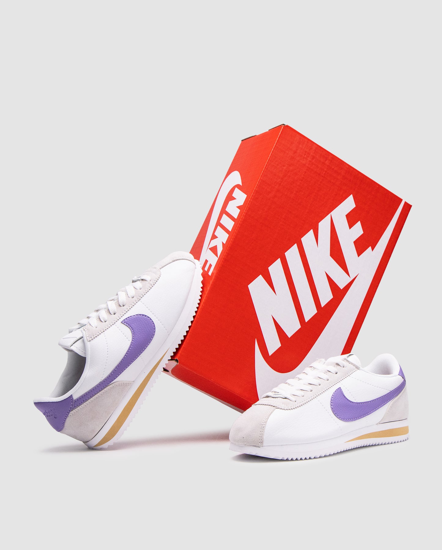 Nike Cortez White/Purple
