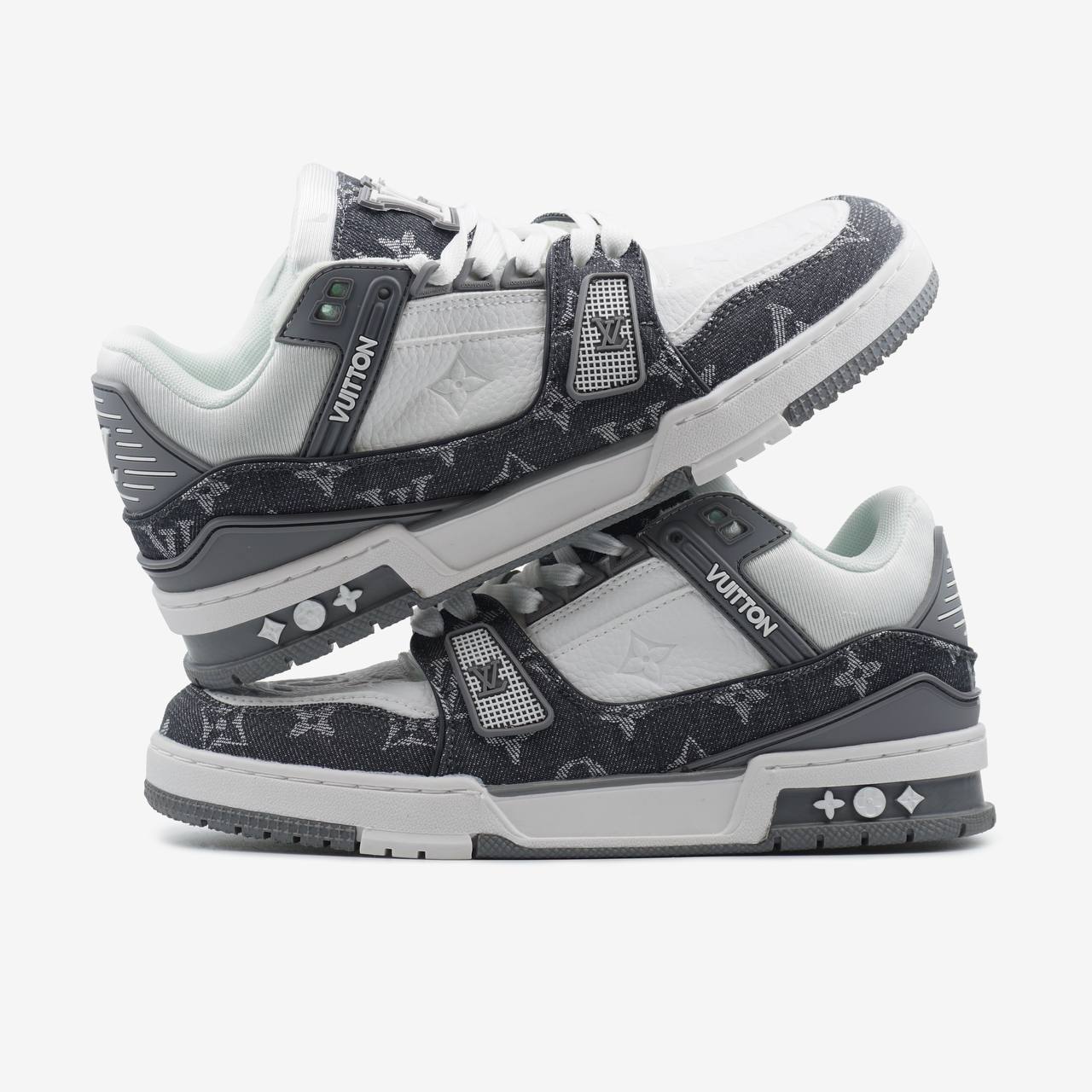 LV  Trainer Grey White