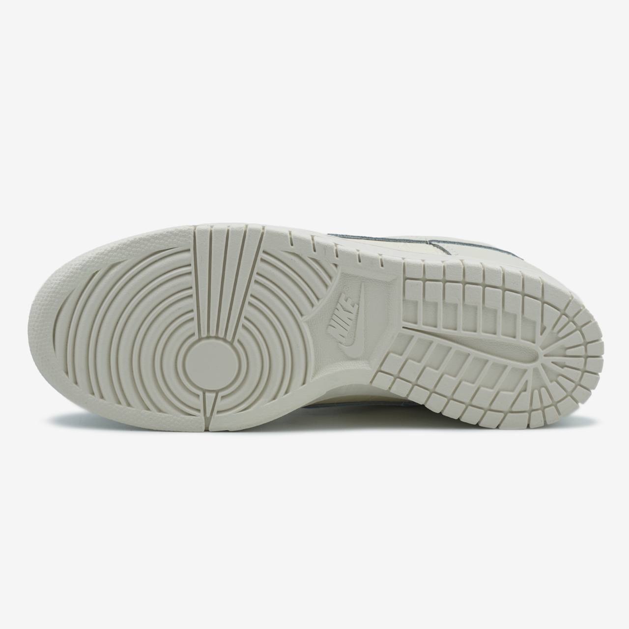 Nike SB Dunk Low Lace Pack Regal Beige