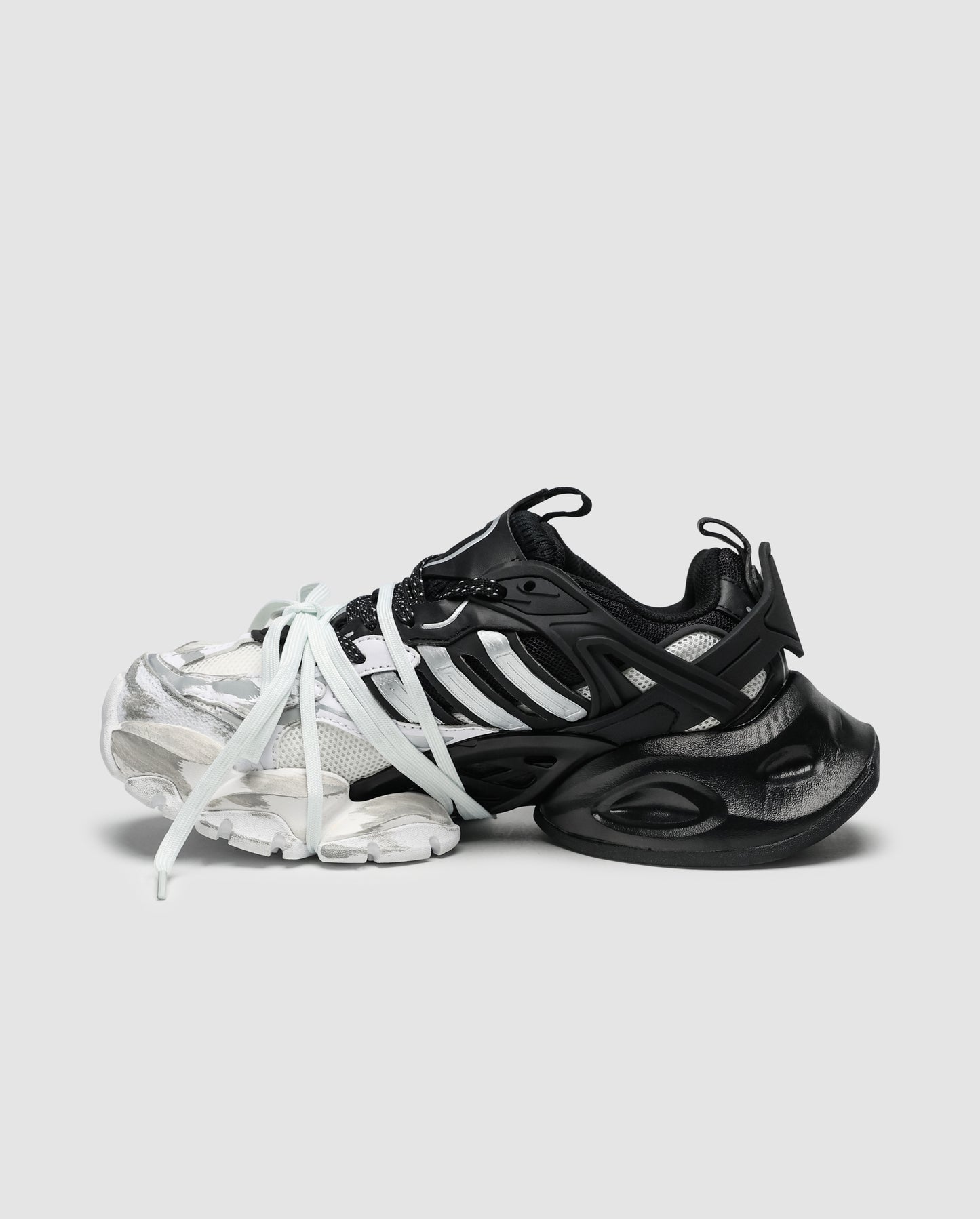 Adidas Vento XLG Deluxe Black/White