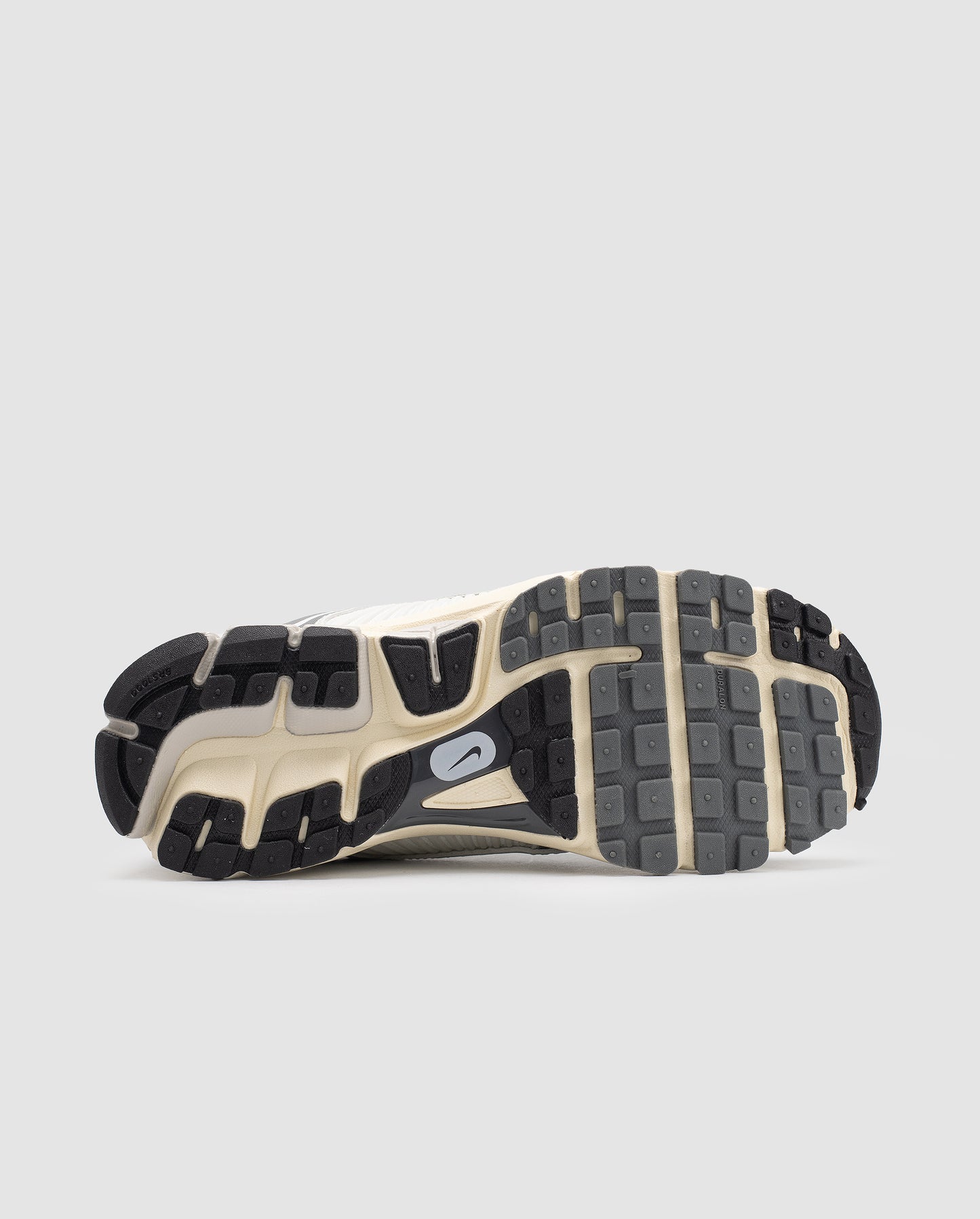 Nike Zoom Vomero 5 Grey/White