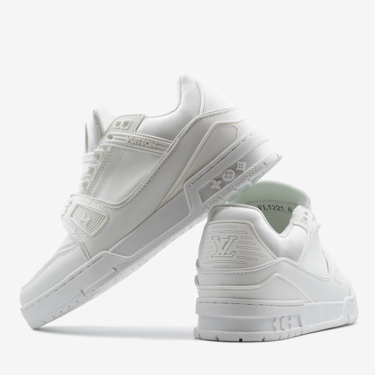 LV  Trainer Triple White
