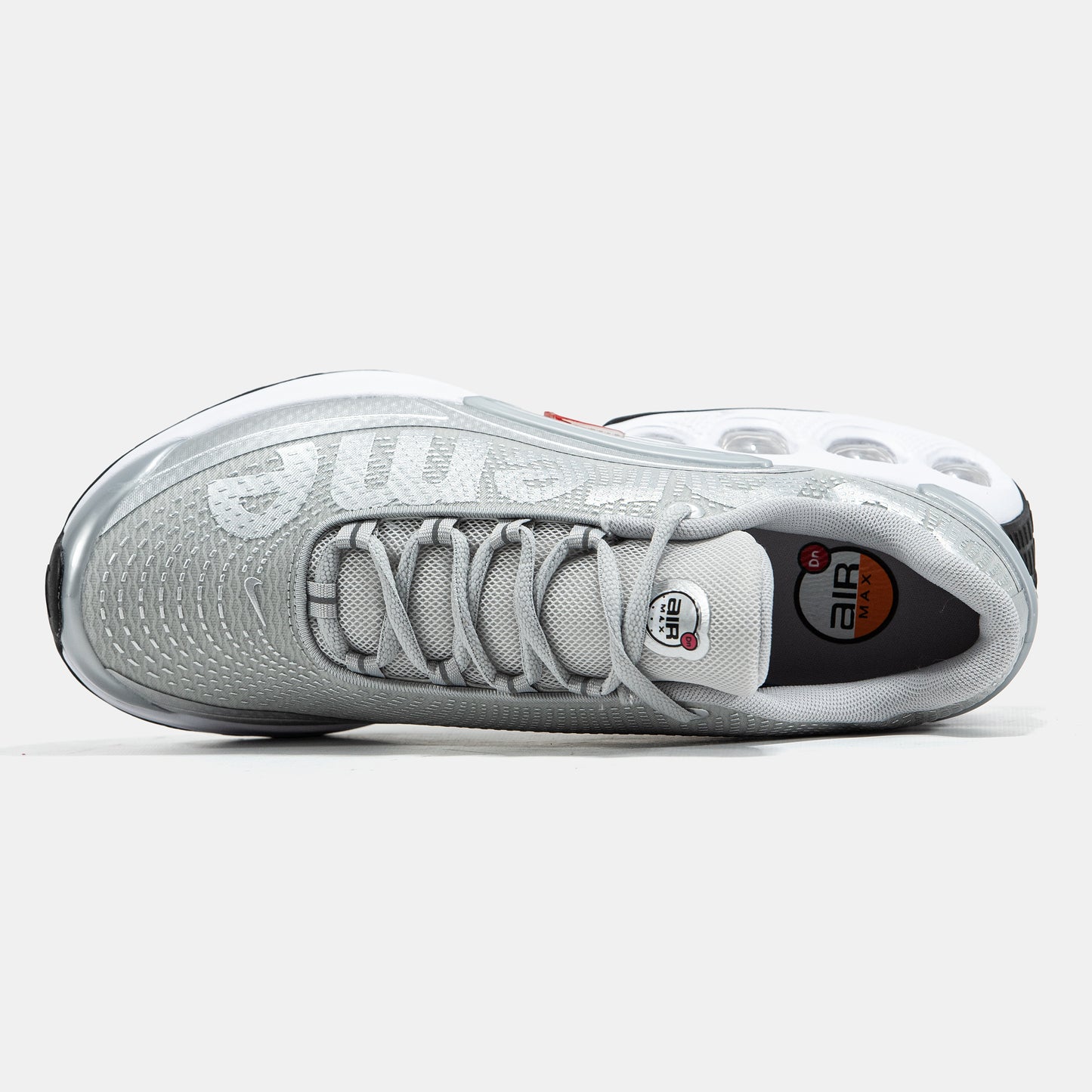 Nike Air Max DN x Supreme