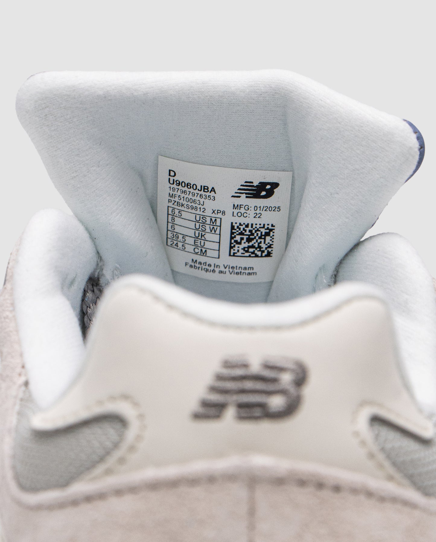New Balance 9060 'Moonrock Linen
