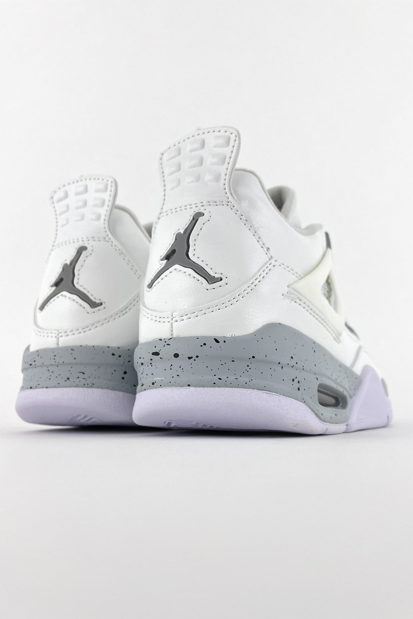 Jordan 4 White Oreo