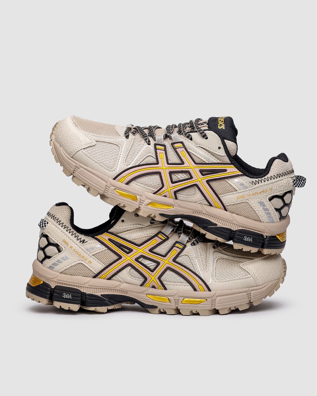 Asics Gel Kahana 8 Beige/Gold