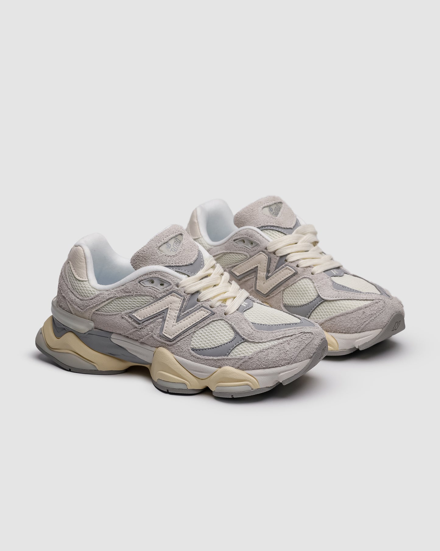 New Balance 9060 Grey/White