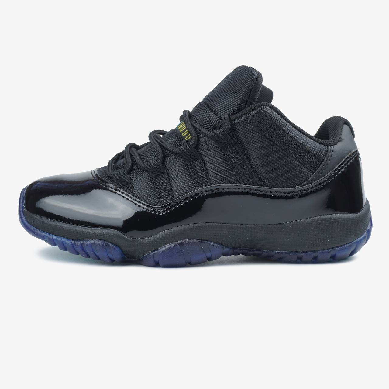Jordan Retro 11 Low Gamma Blue