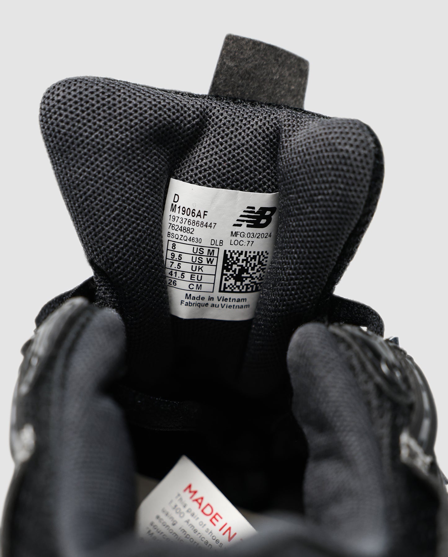 New Balance 1906A Metalic Black/Silver