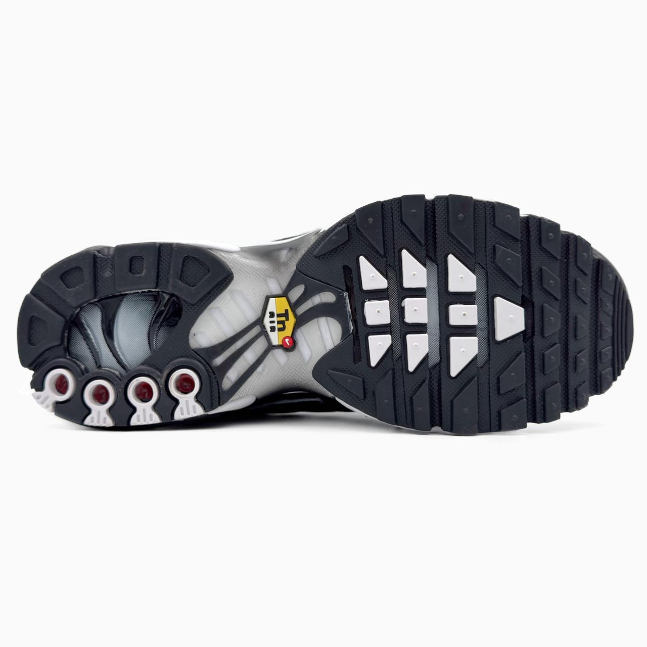 Nike Air Max TN Black/White