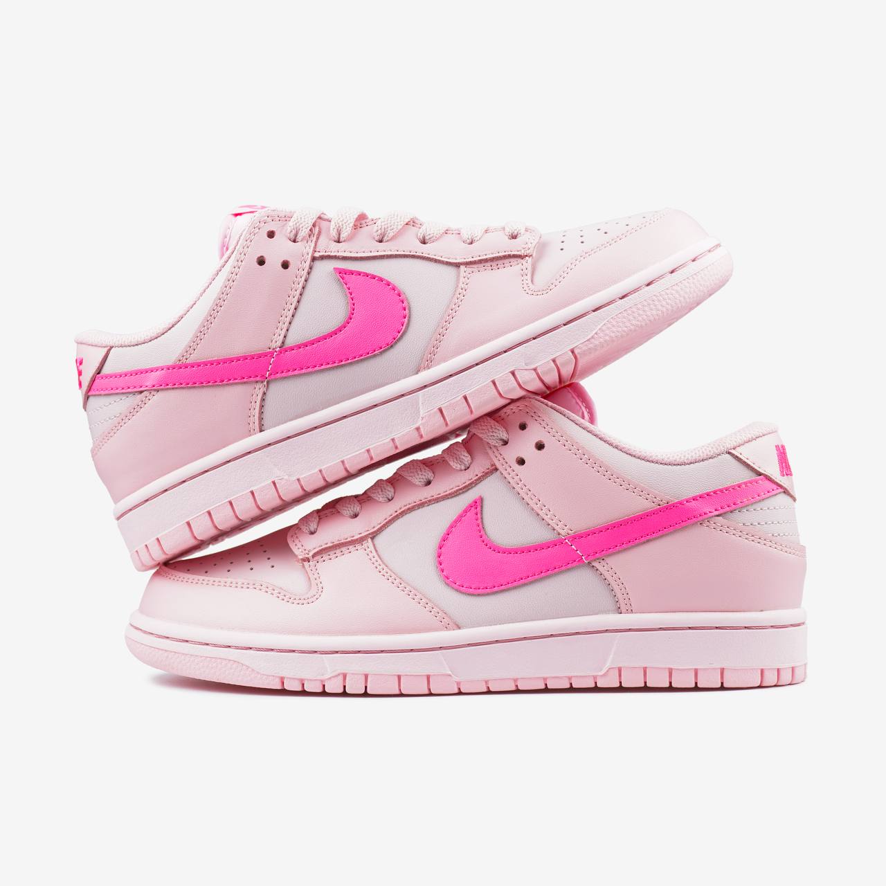 Nike Dunk Low GS Triple Pink