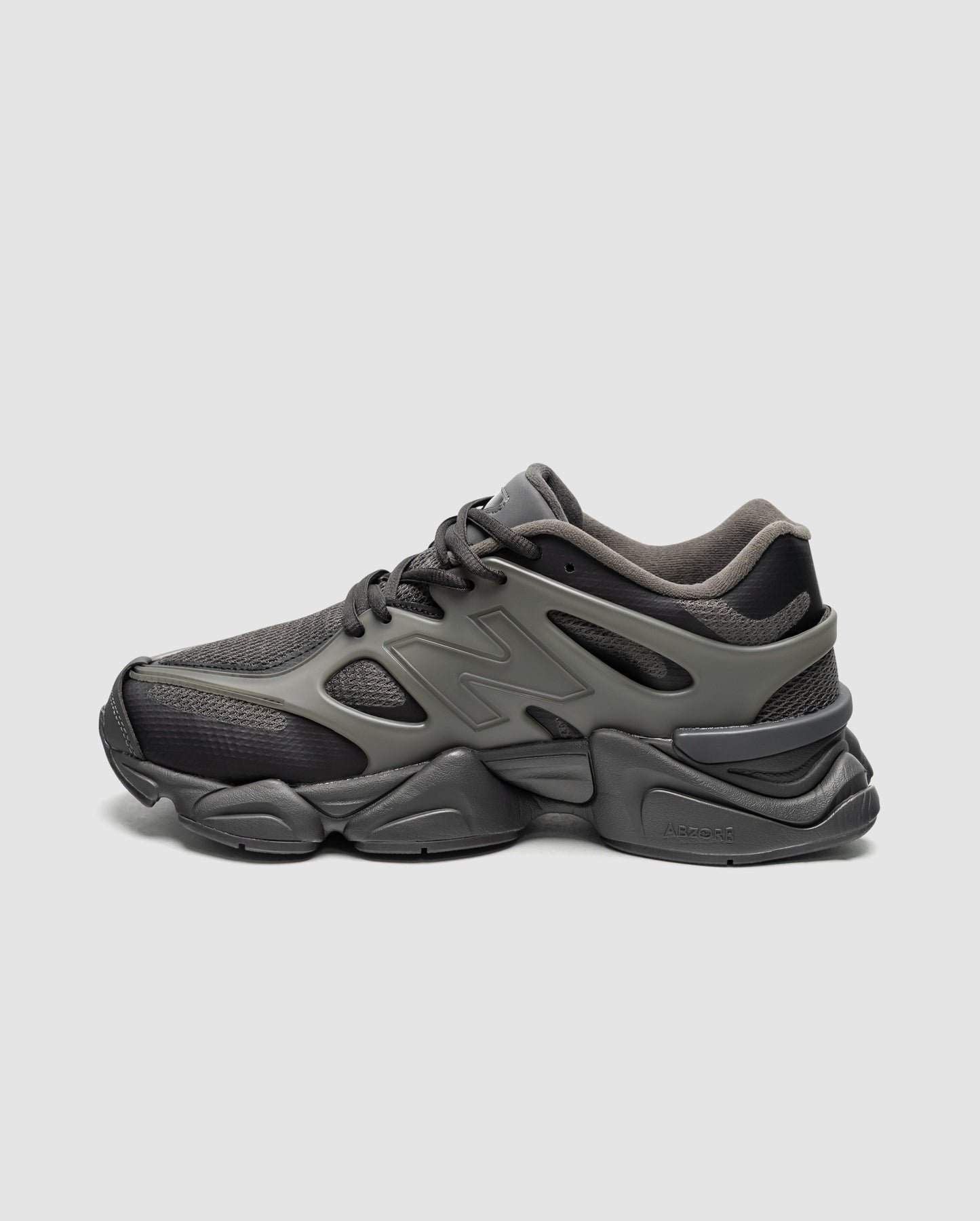 New Balance 9060 х Returns In Two Olive