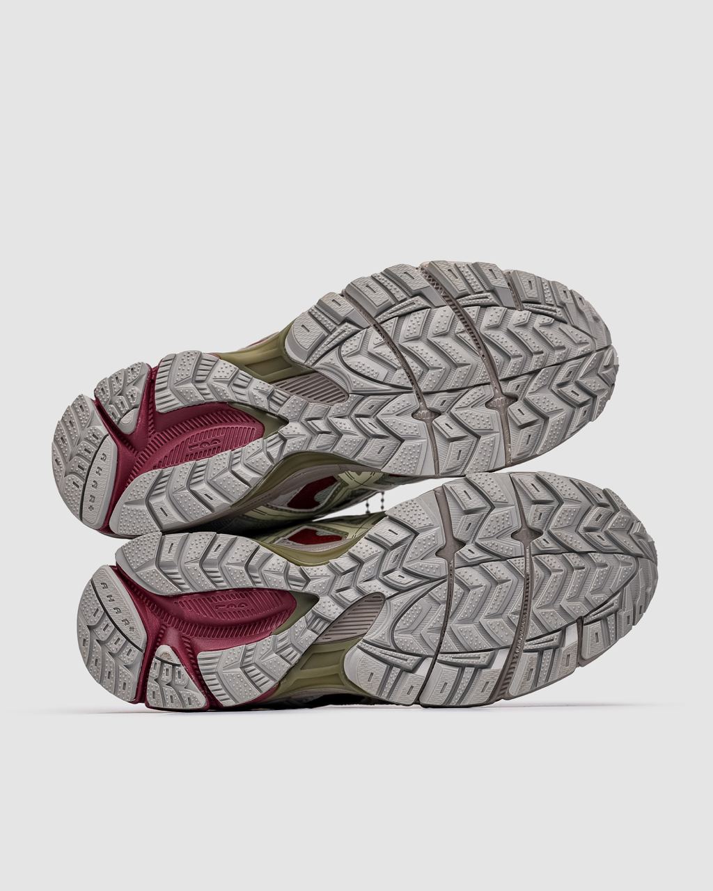 Asics Gel Kahana 8 Grey/Burgundy