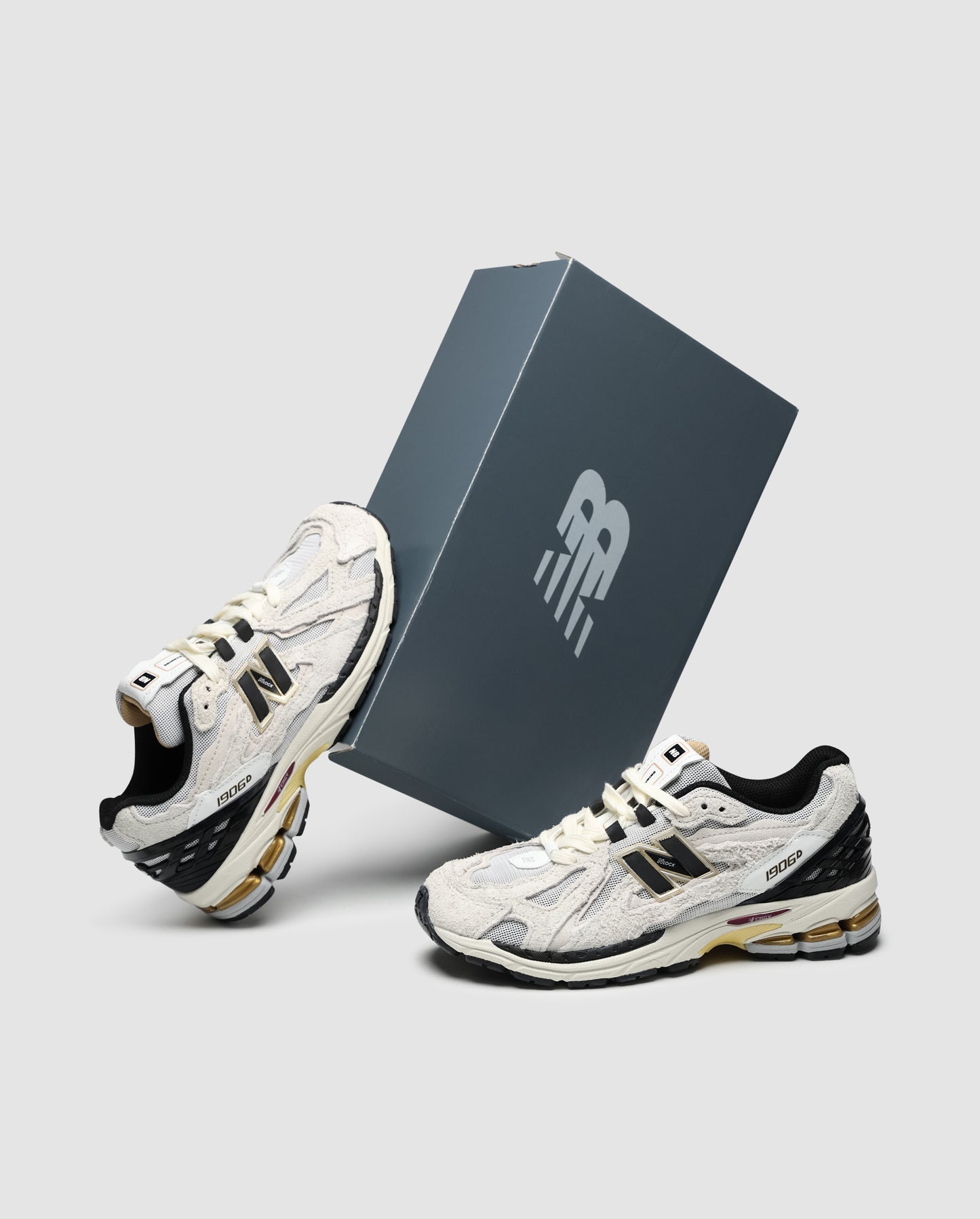 New Balance 1906D Protection Pack Reflection White/Gold